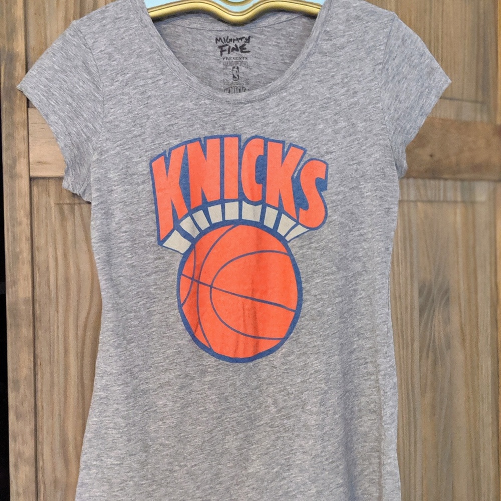 ❗️2 for $8  Heather Gray Knicks Tee